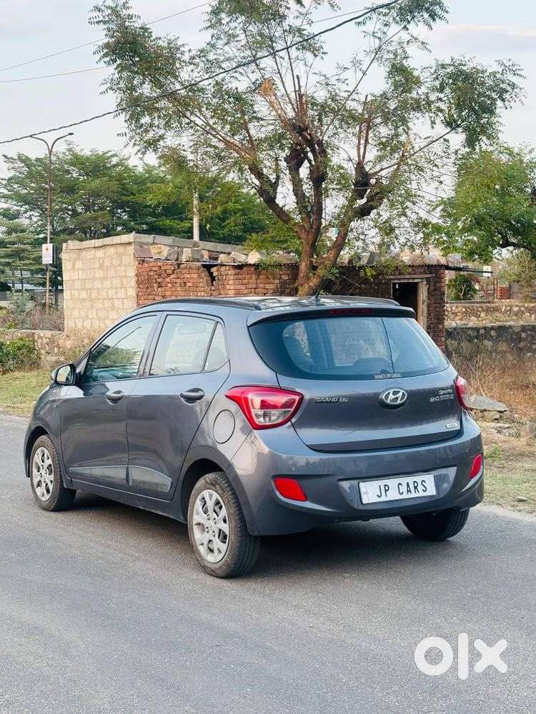 Hyundai Grand I10 2013-2016 Sportz, 2016, Diesel