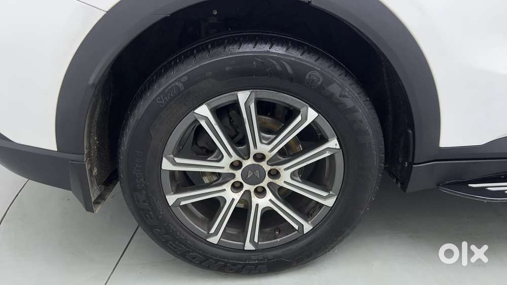 Mahindra Xuv700 2.2 Ax 7 Diesel At Luxury Pack Str, 2022, Diesel