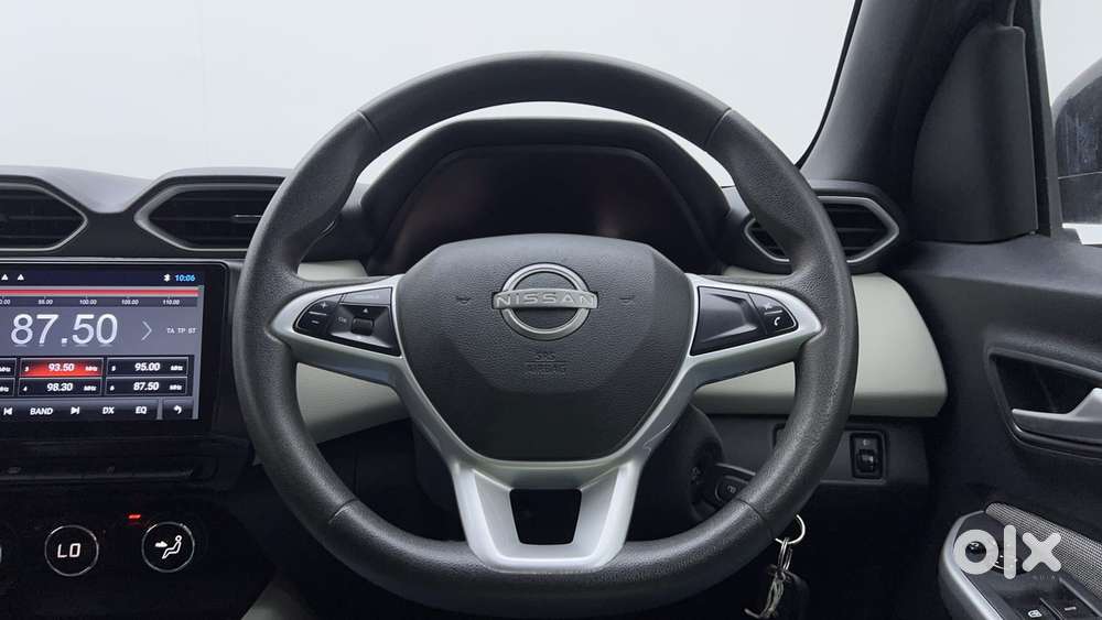 Nissan Magnite 1.0 Xv Executive, 2021, Petrol