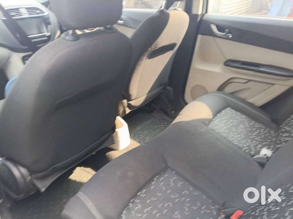 Tata Tiago 1.05 Revotorq Xz Plus Dualtone, 2022, Petrol