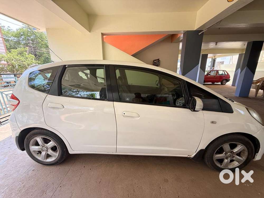 Honda Jazz 2011 Petrol Well Maintained