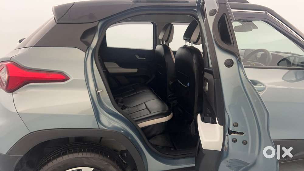 Tata Punch 1.2 Revotron Creative Amt Dual Tone, 2024, Petrol