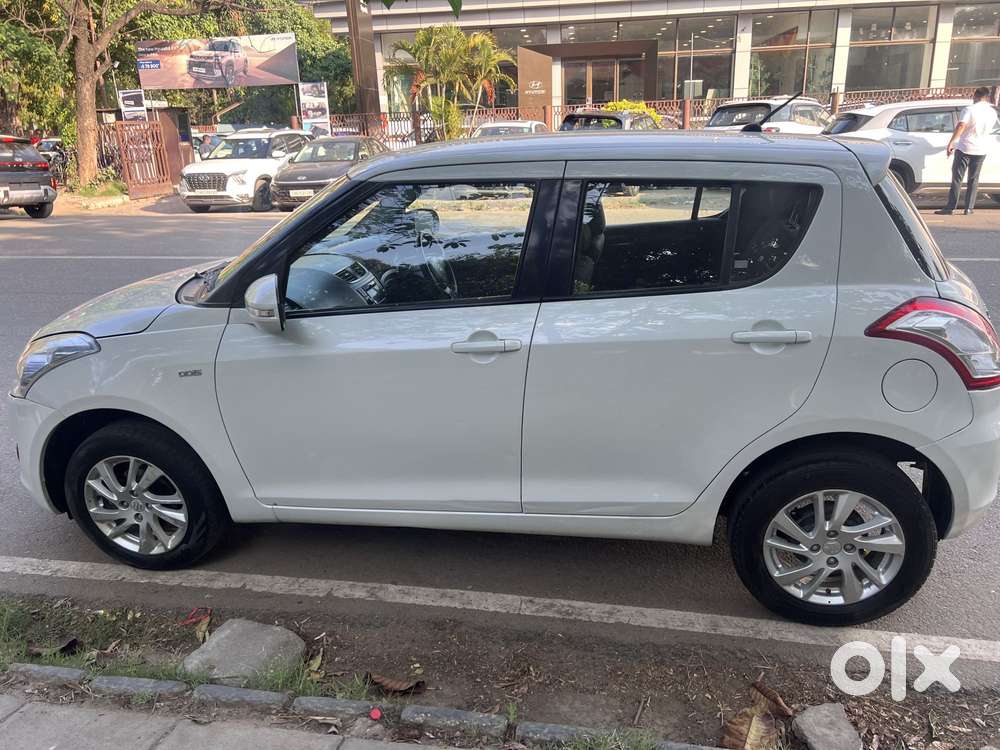 Maruti Suzuki Swift Zdi Plus, 2014, Diesel