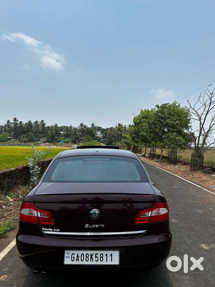 Skoda Superb 2012 Petrol Well Maintained