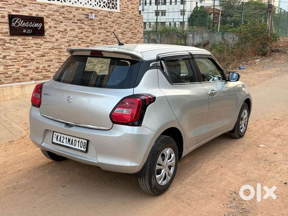 Maruti Suzuki Swift Vxi + Manual, 2023, Petrol