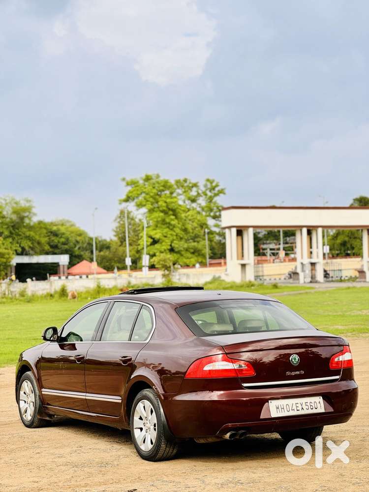 Skoda Superb 2013-2015 Elegance 1.8 Tsi Mt, 2011, Petrol