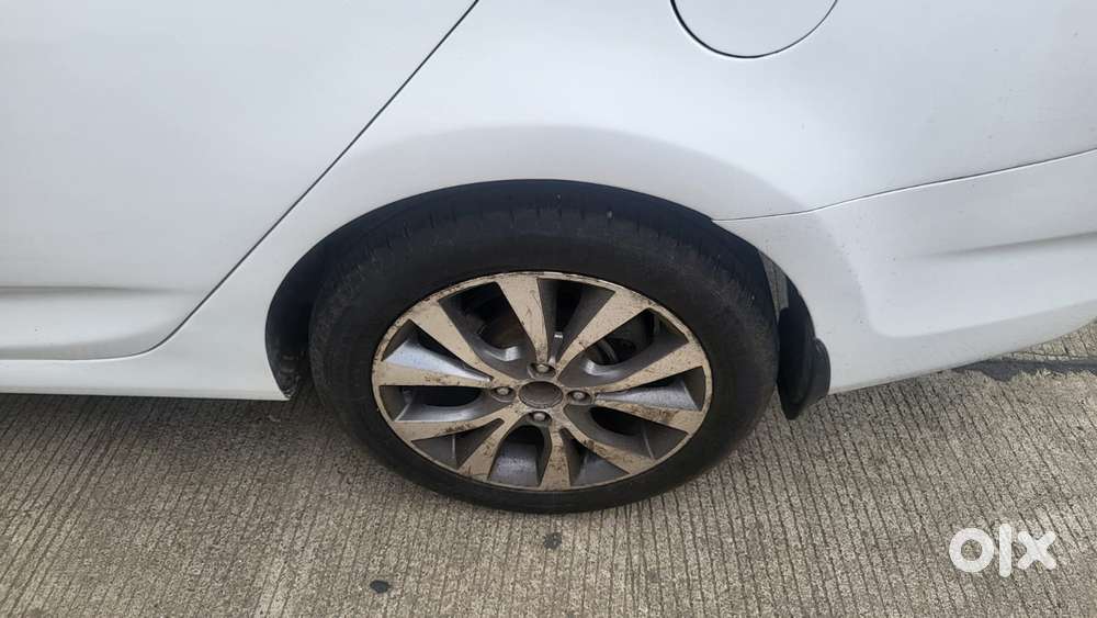 Hyundai Verna Sx Crdi At, 2015, Diesel