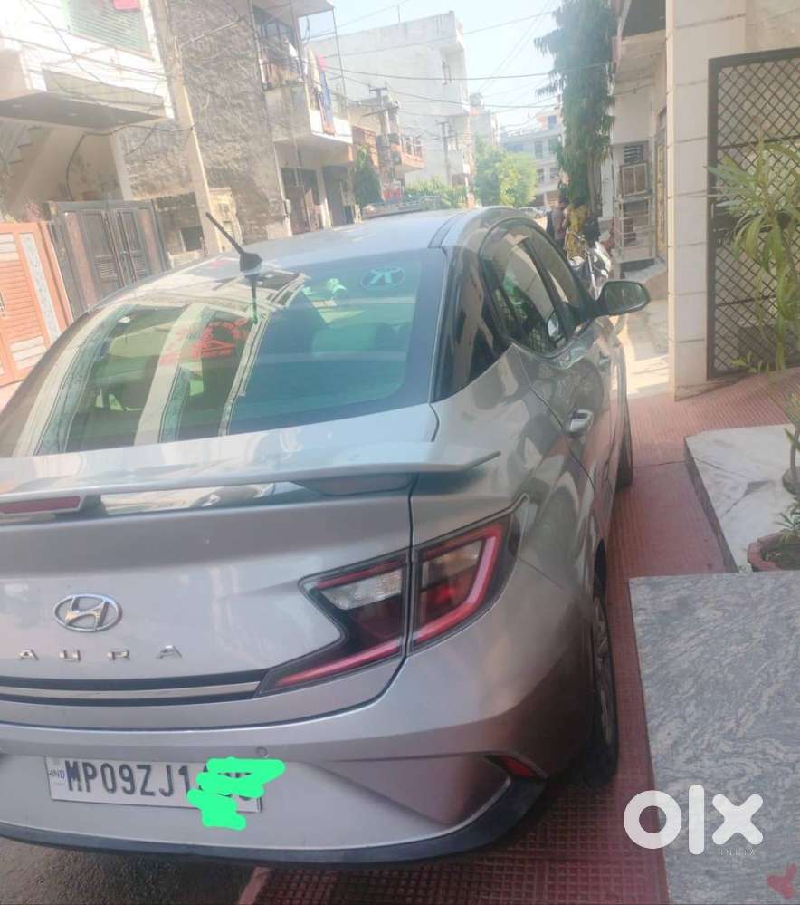 Hyundai Aura For Sale – Excellent Condition Well-maintained