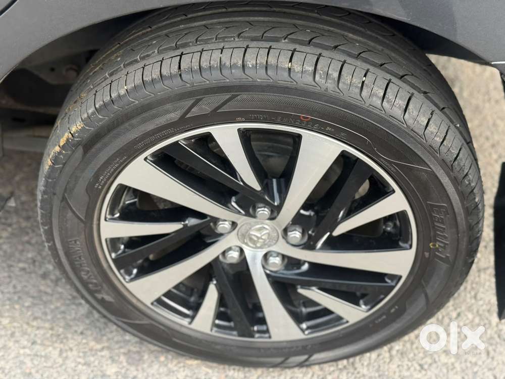 Toyota Innova Crysta [2020-ongoing] 2.7 Zx At 7 Str, 2022, Petrol
