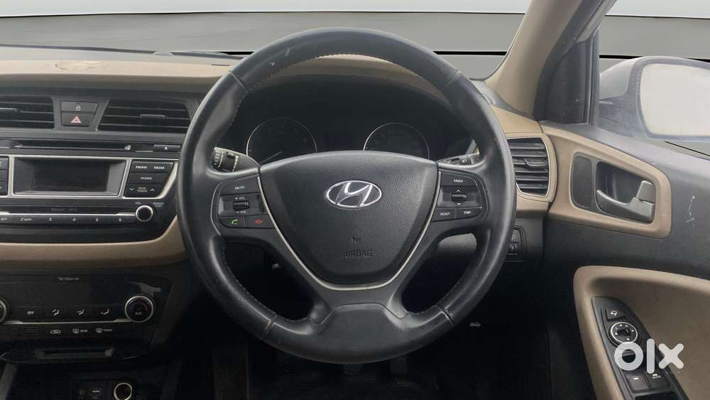 Hyundai Elite I20 Sportz (o) 1.2, 2015, Petrol