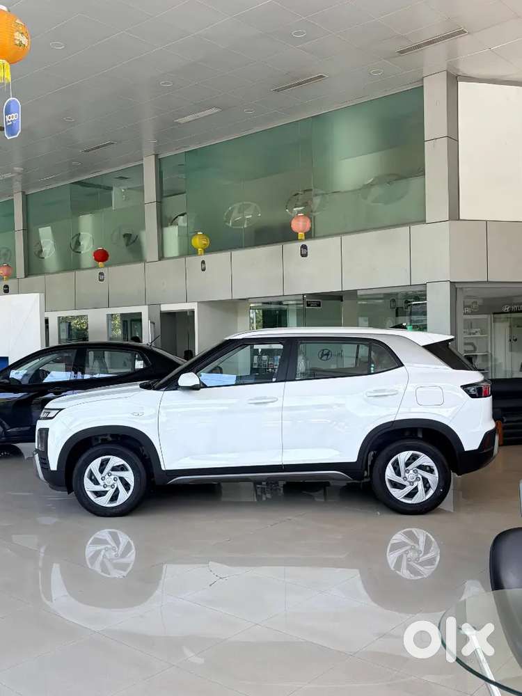 New Car  Showroom