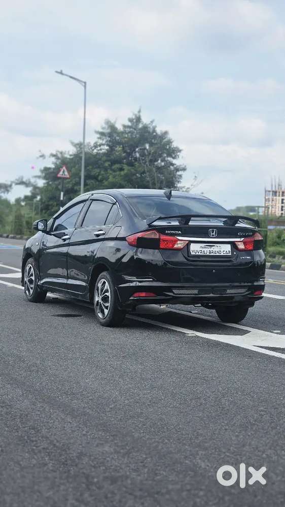 Honda City Hybrid Zx 2015 Car  Best Cundisn+ Xtra Modifai He
