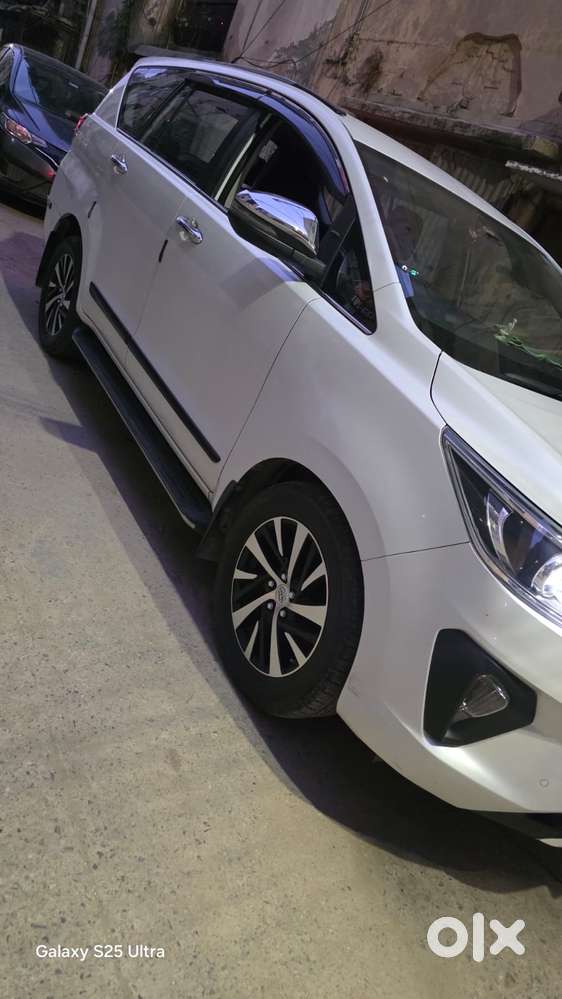 Toyota Innova Crysta [2020-ongoing] 2.7 Zx At 7 Str, 2023, Petrol