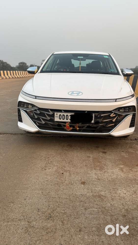 Hyundai Verna 2023 Petrol Well Maintained