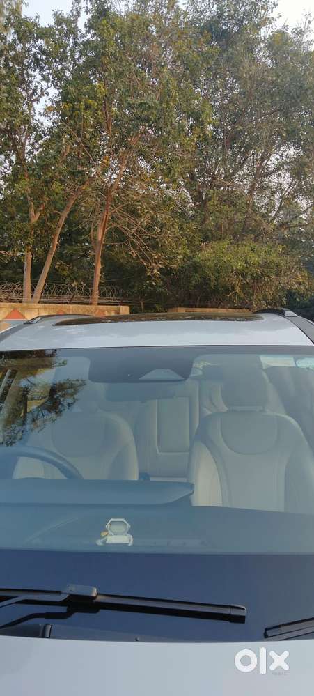 Mahindra Xuv700 2.2 Ax 5 Diesel At 7 Str, 2022, Diesel