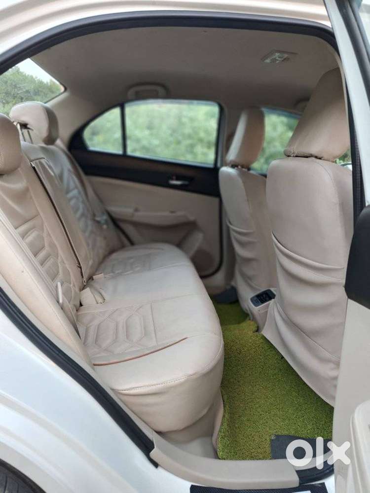 Maruti Suzuki Dzire 1.2 Vxi, 2023, Petrol