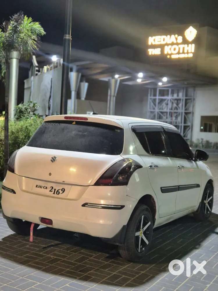 Maruti Suzuki Swift 2015 Diesel 115000 Km Driven