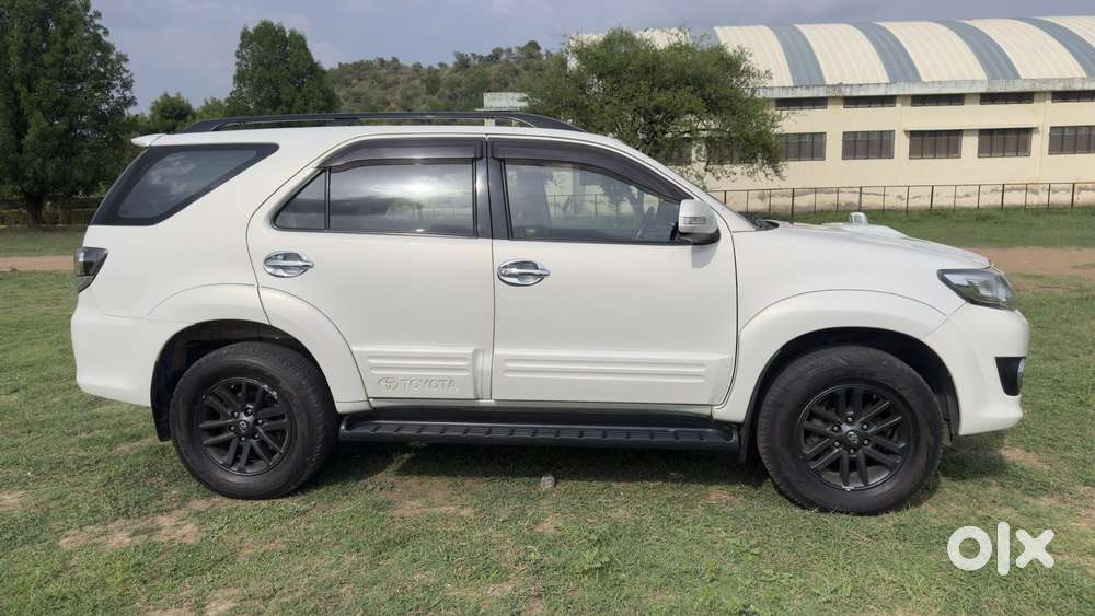 Toyota Fortuner 3.0 4x2 Mt, 2015, Diesel