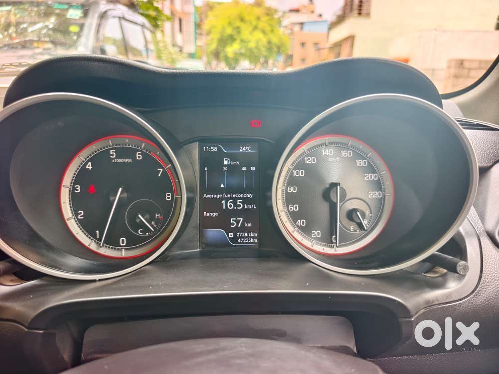 Maruti Suzuki Swift Zxi Plus Dual Tone, 2023, Petrol