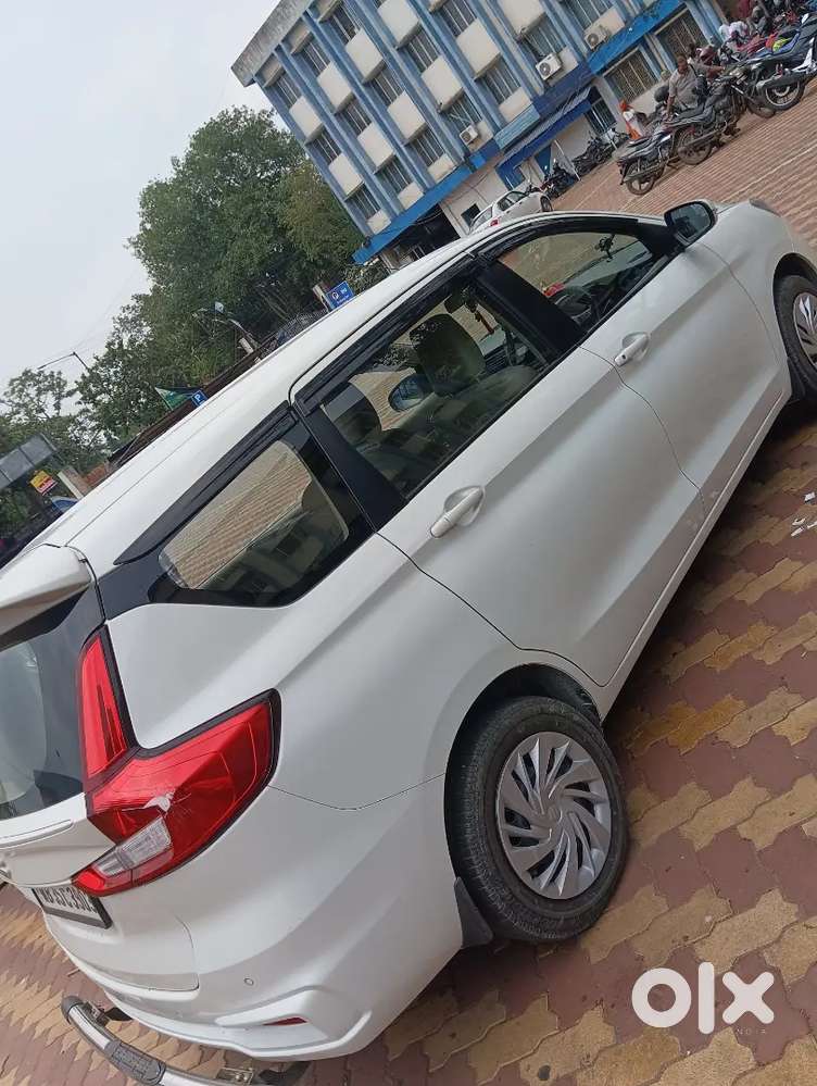 Maruti Suzuki Ertiga 2025 Cng & Hybrids 40000 Km Driven