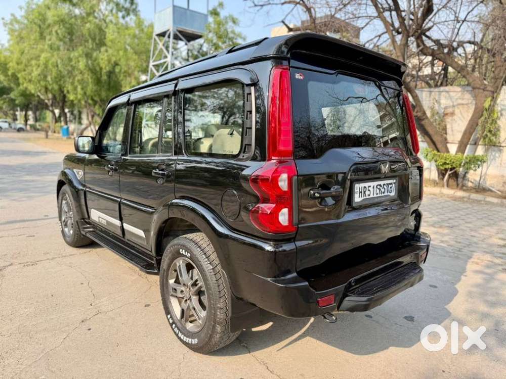 Mahindra Scorpio S11 Mt 7s, 2023, Diesel