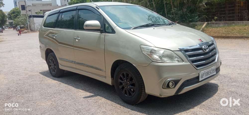 Toyota Innova 2.5 V 7 Str, 2013, Diesel