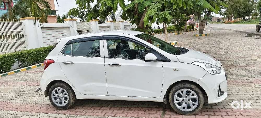 Hyundai Grand I10 2017 Diesel 95000 Km Driven