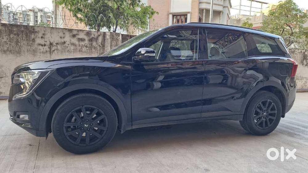 Mahindra Xuv700 2.2 Ax 7 Diesel At Luxury Pack Str Awd, 2025, Diesel