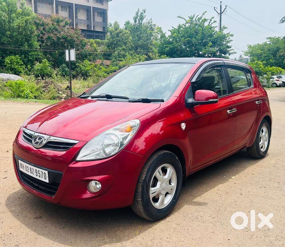 Hyundai I20 2009-2011 Asta, 2011, Petrol