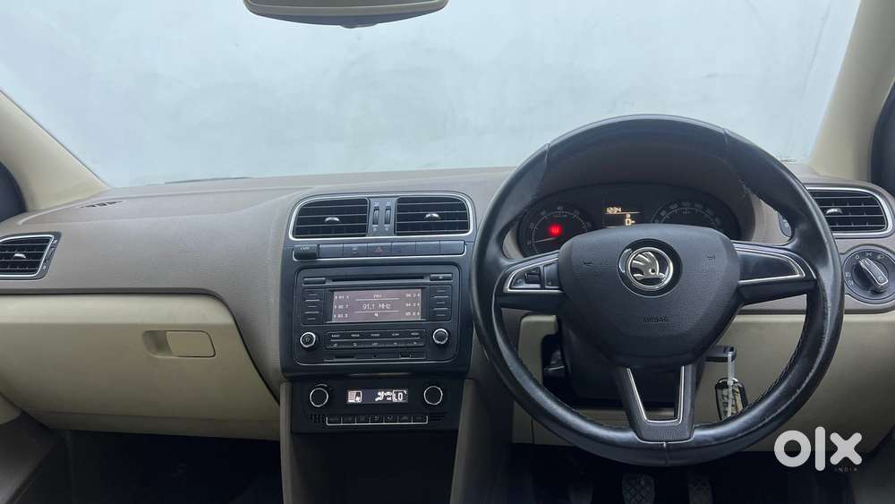 Skoda Rapid [ ] 1.6 Mpi Style Plus, 2016, Petrol