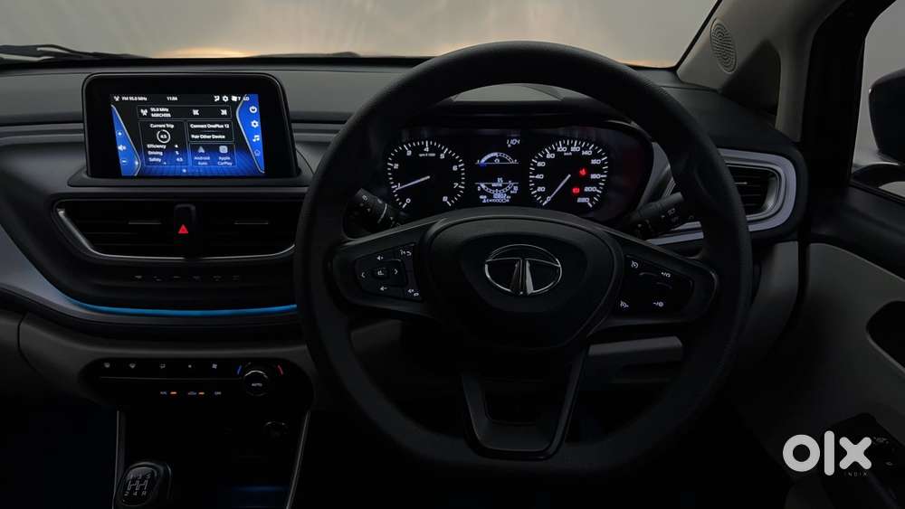 Tata Altroz Xz, 2023, Petrol
