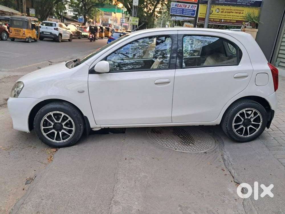 Toyota Etios Liva G Exclusive, 2011, Petrol
