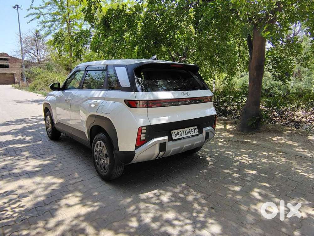 Hyundai Venue Sx 1.2 Mt Knight Edition, 2026, Petrol