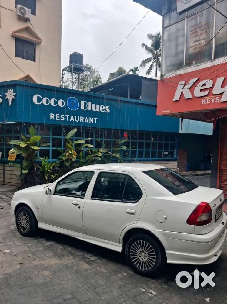 Ford Ikon Zxi 2010 Diesel Manual,new Insurance, Paper Upto 2031