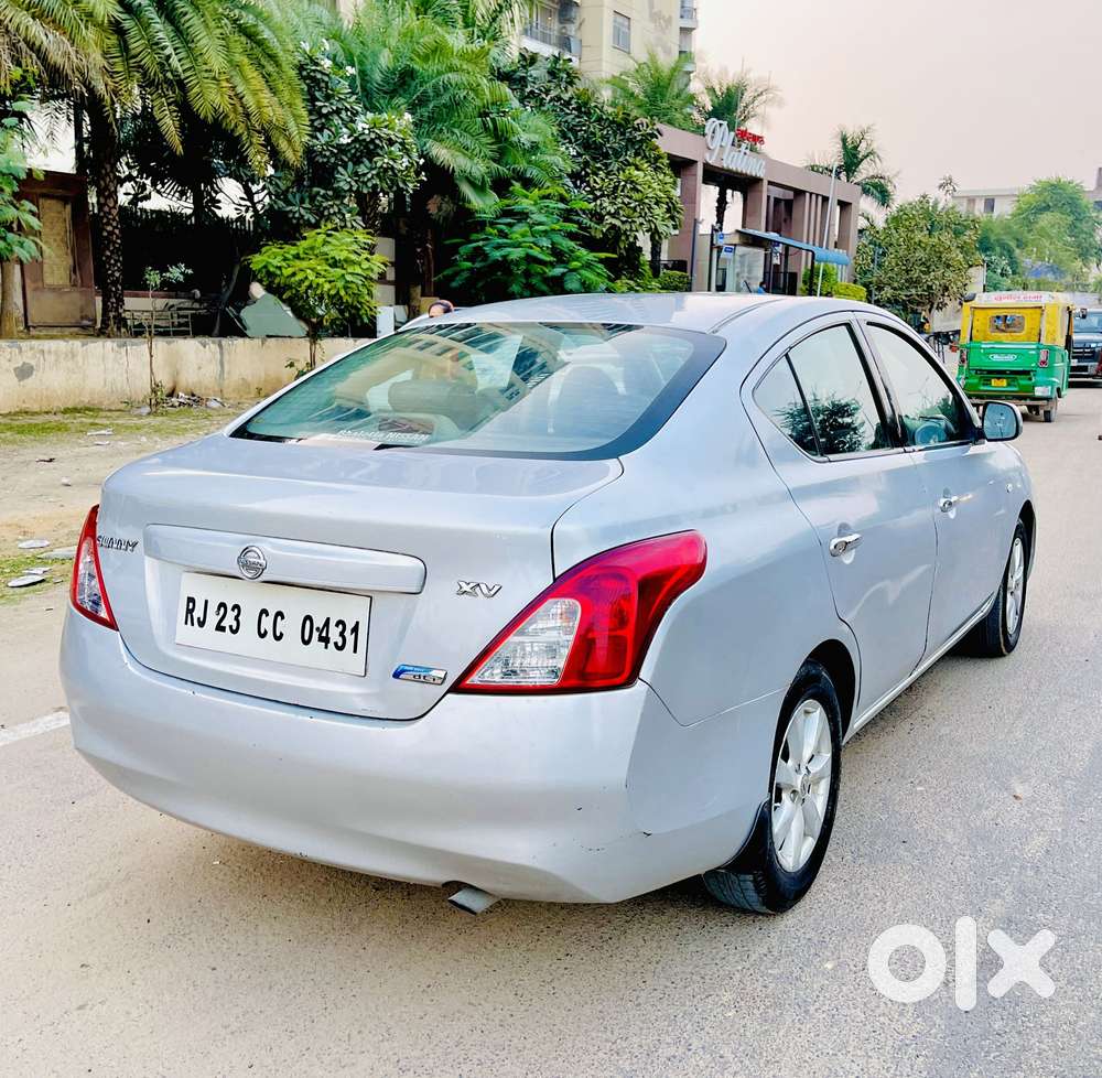 Nissan Sunny, 2012, Diesel