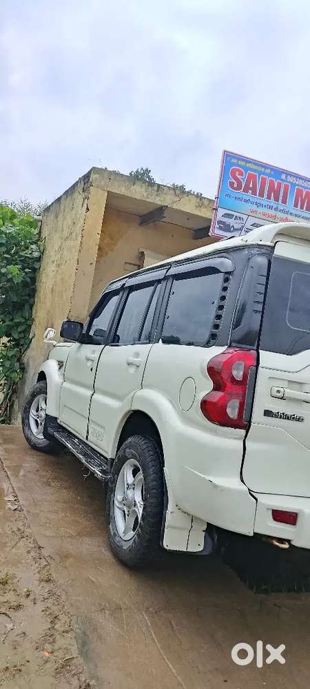 Mahindra Scorpio Classic 2011 Diesel Manual