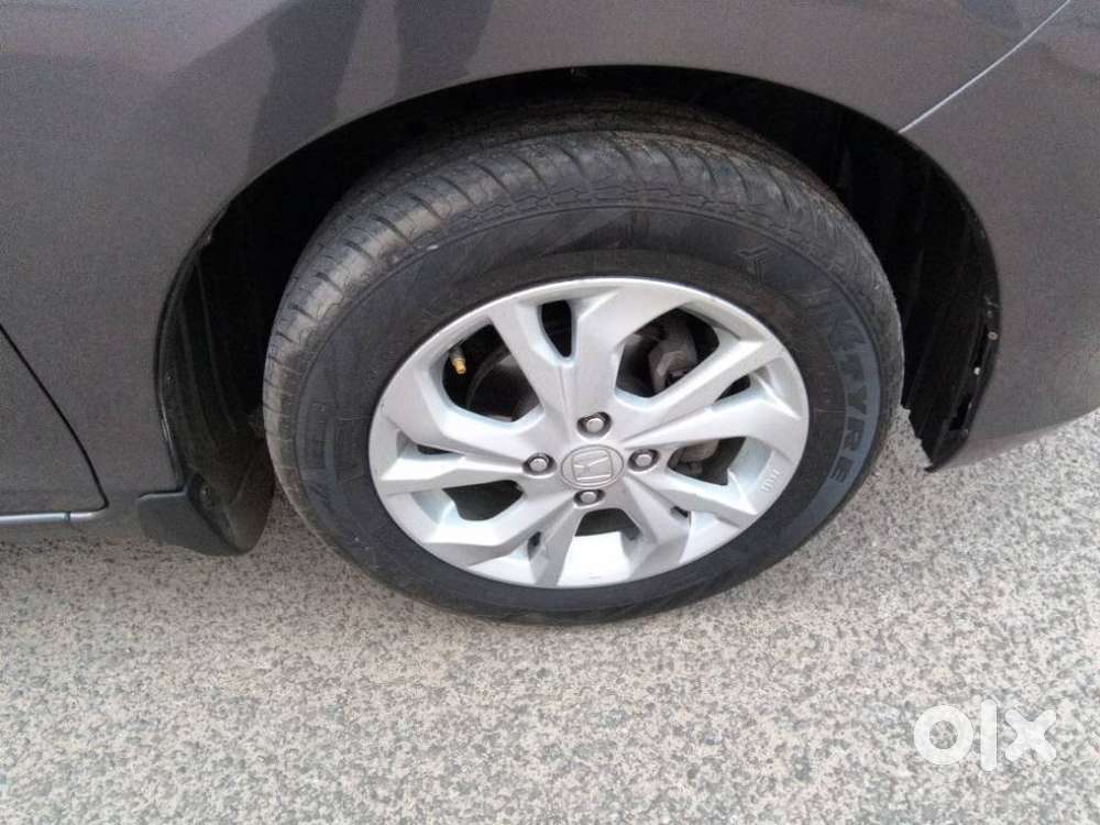 Honda Amaze 1.2 V I-vtec Mt, 2019, Petrol