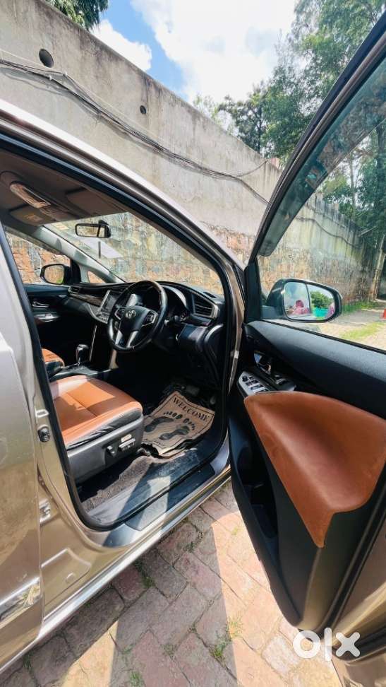 Toyota Innova Crysta 2.8 Z, 2018, Diesel