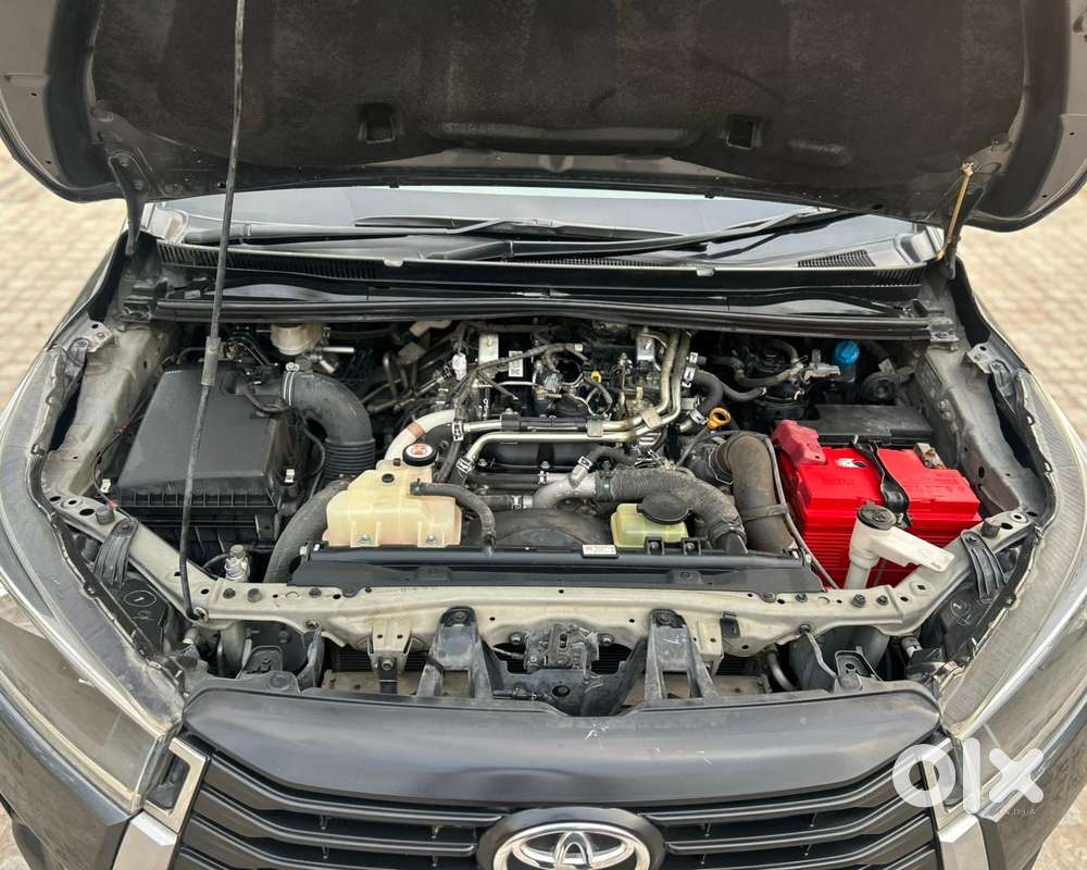 Toyota Innova Crysta 2.4 G Mt, 2022, Diesel