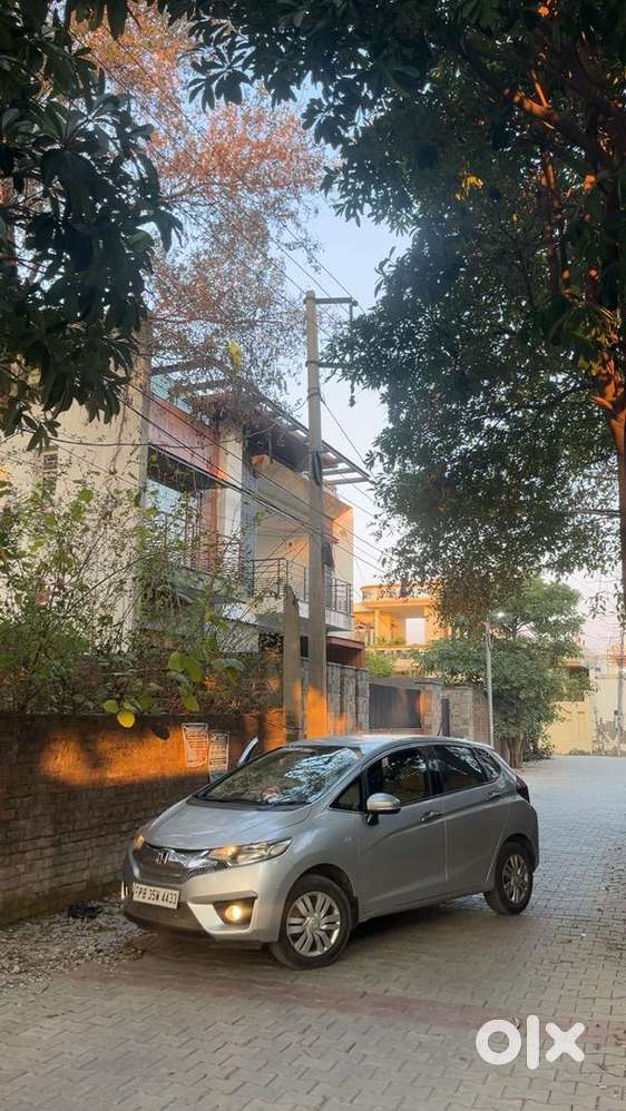 Honda Jazz 2015 Diesel Well Maintained