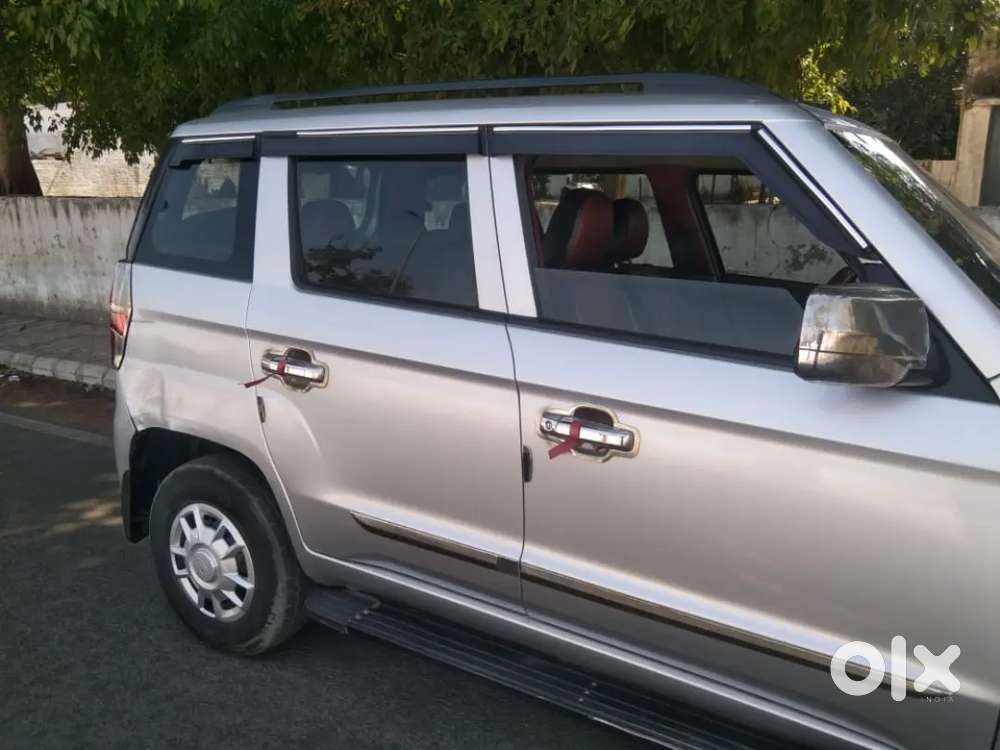 Mahindra Tuv 300 2017