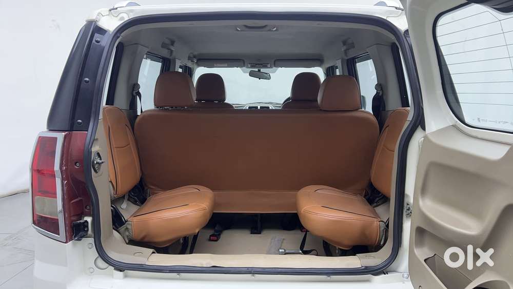 Mahindra Tuv 300 T8, 2015, Diesel