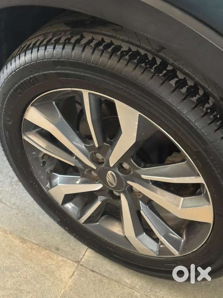 Mahindra Xuv300 Petrol Auto Matic