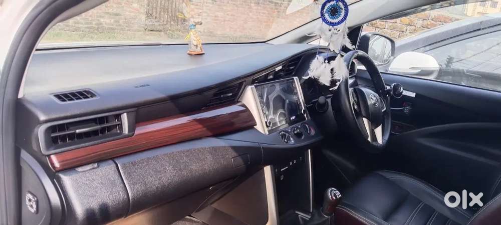 Toyota Innova 2025 Diesel Without Any Accidentally