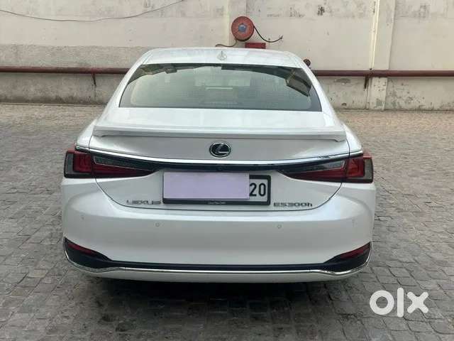 Lexus Es, 2023, Petrol