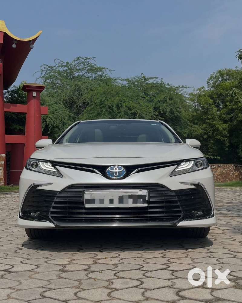 Toyota Camry Hybrid, 2024, Petrol
