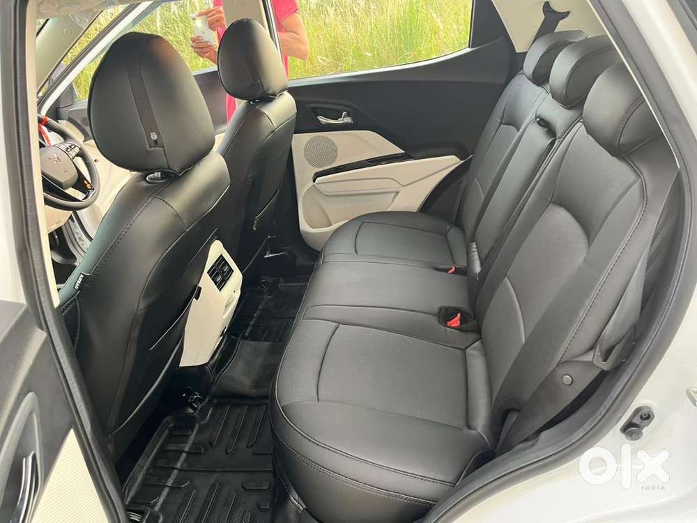 Mahindra Xuv 3xo 2025 Diesel 8000 Km Driven