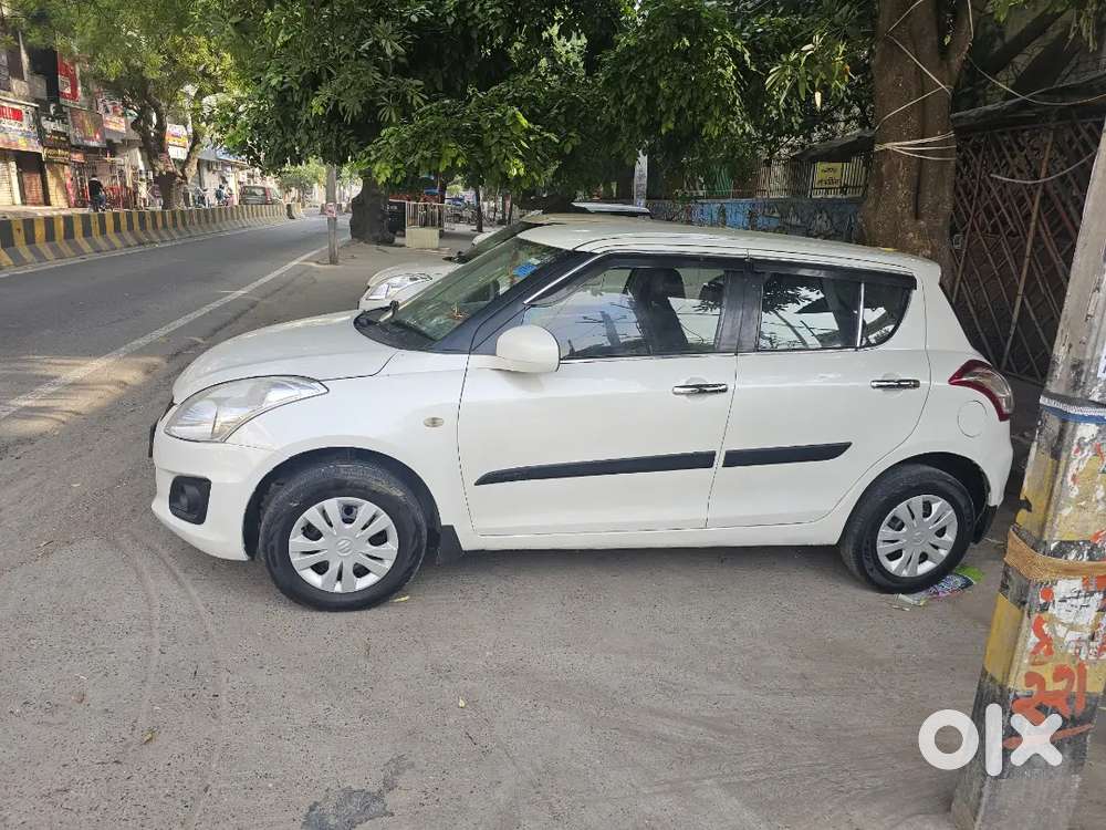Maruti Suzuki Swift 2017 Cng & Hybrids 60000 Km Driven