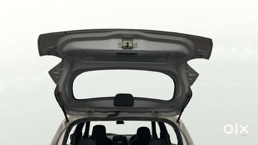 Renault Kwid 2015-2019 1.0 Rxt (o), 2016, Petrol