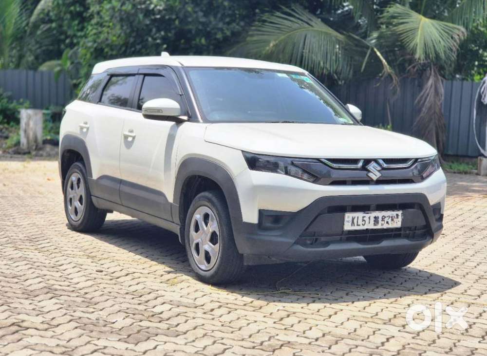 Maruti Suzuki Brezza 1.5 Vxi Smart Hybrid, 2022, Petrol